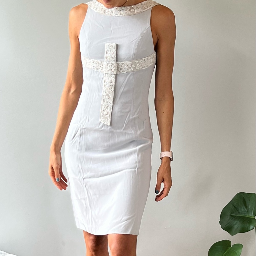 Beautiful DINOU cocktail dress with embroidered details